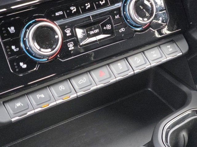 Used 2024 GMC Sierra 1500 AT4X image 20