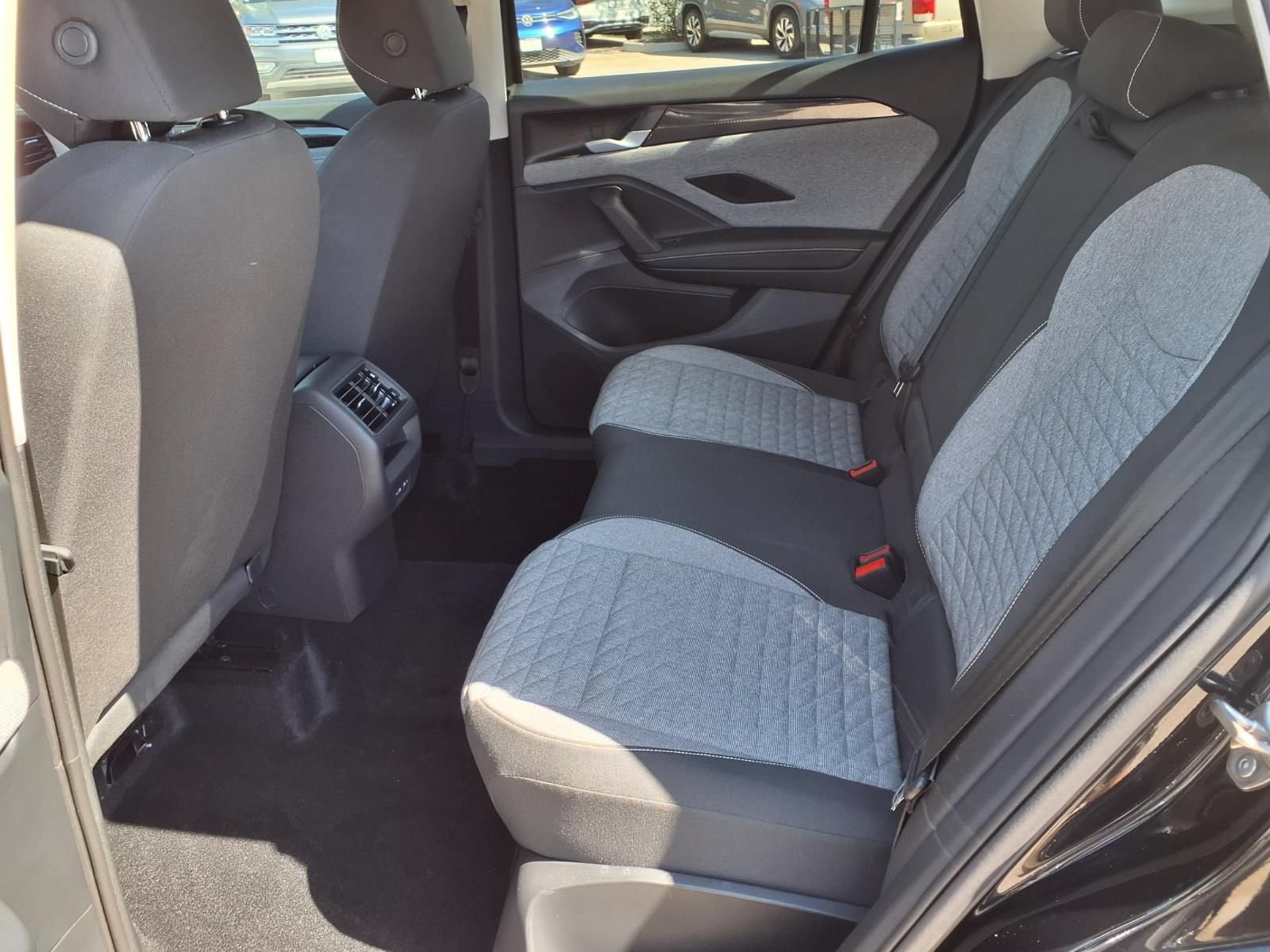 Certified 2026 Volkswagen Tiguan S FWD image 20