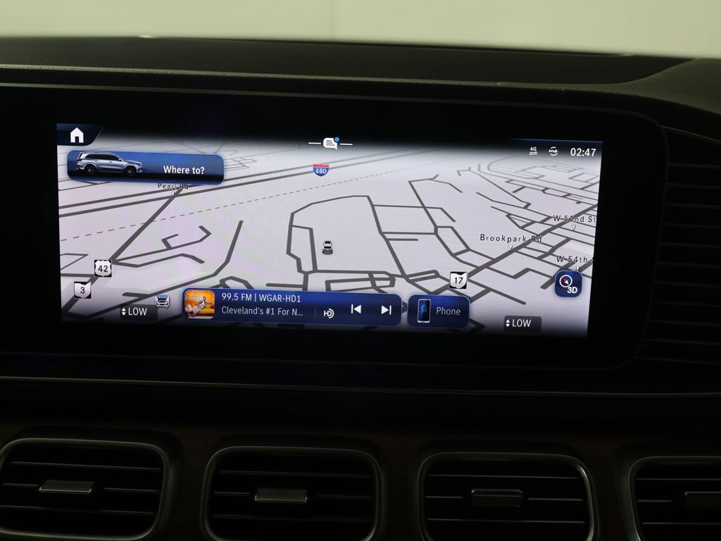 Used 2025 Mercedes-Benz GLS 450 4MATIC w/ AMG Line Exterior image 53