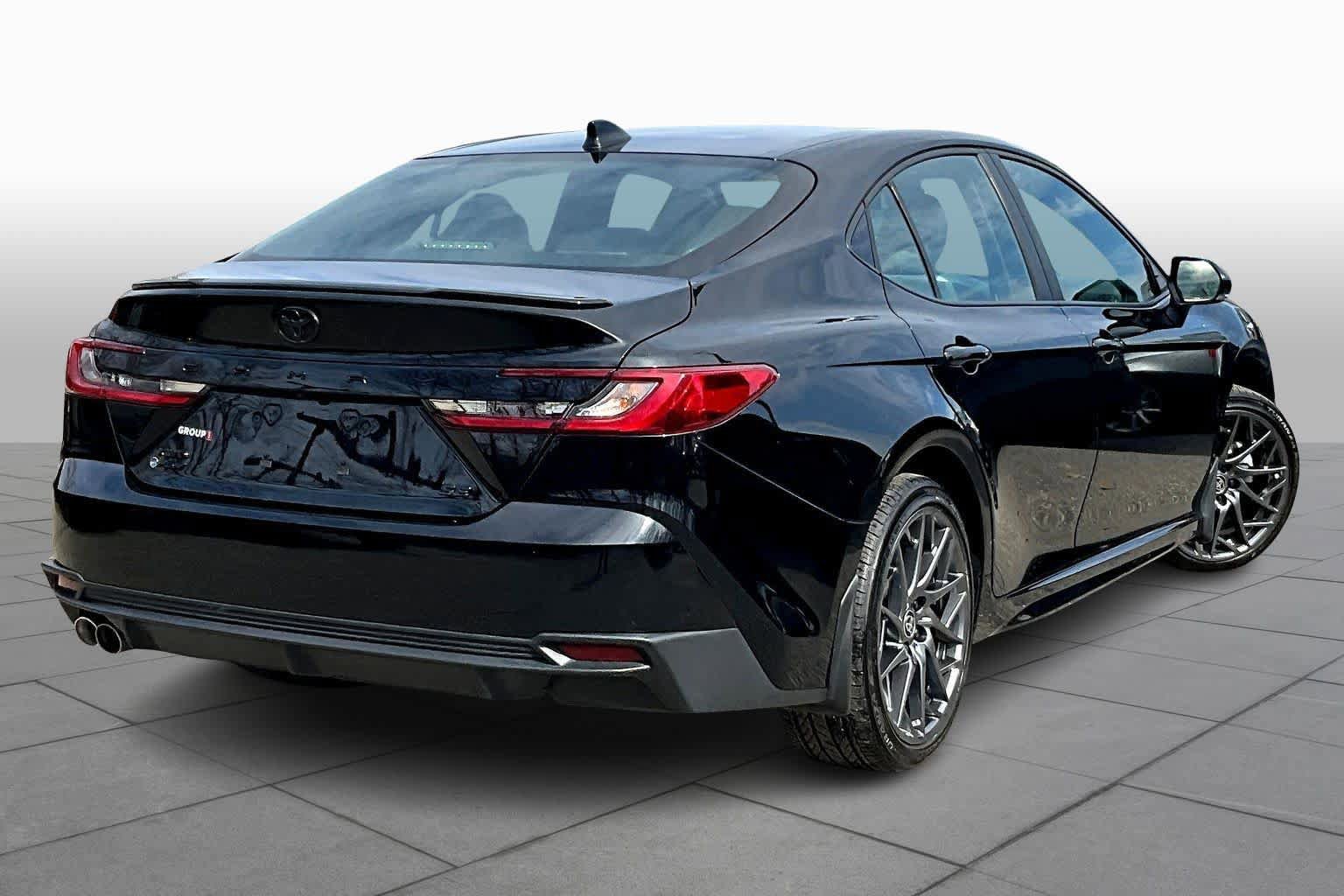 Used 2026 Toyota Camry SE w/ Convenience Package AWD/4WD image 13