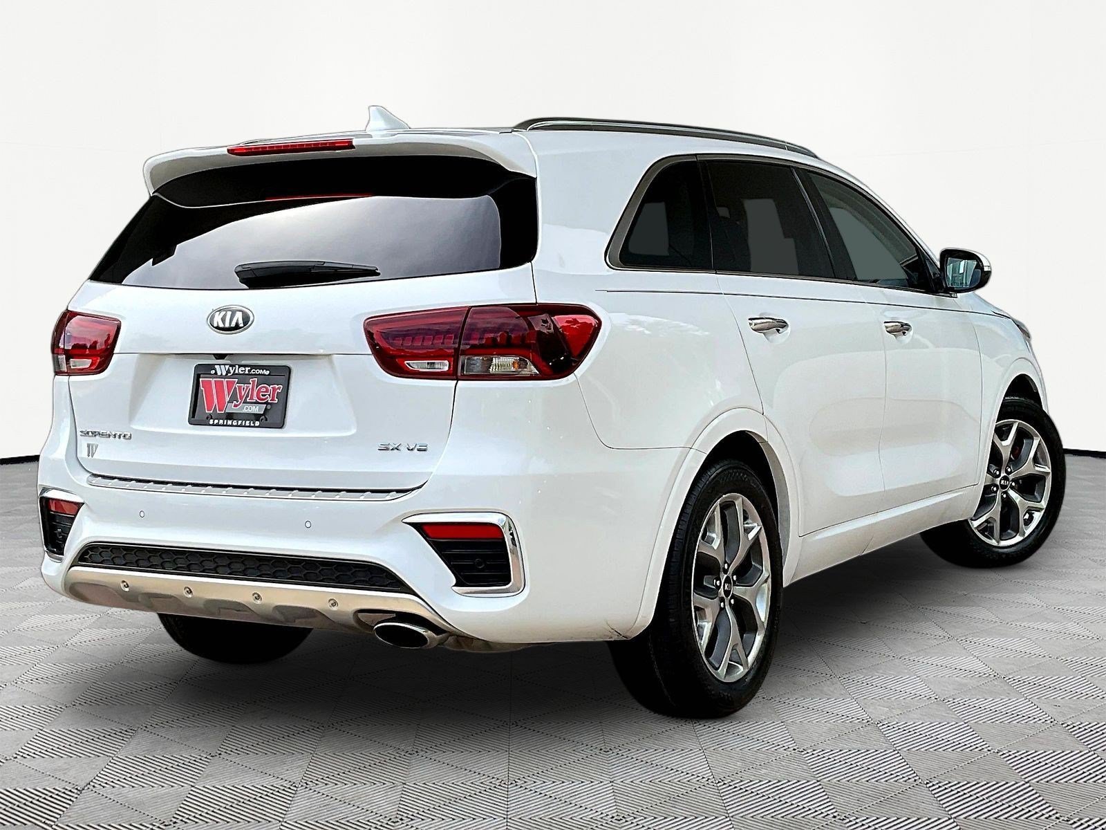 Used 2019 Kia Sorento SX FWD image 6