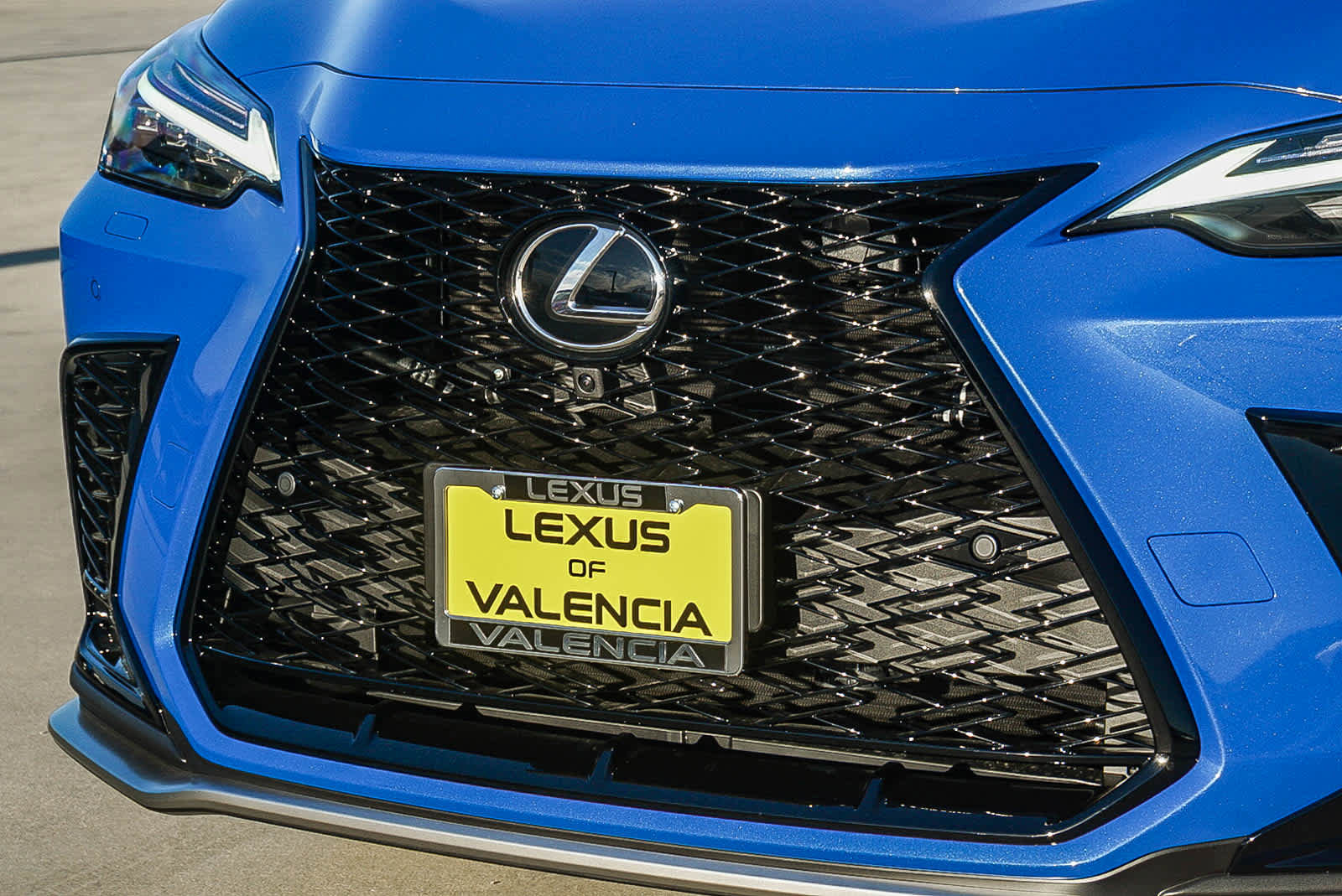 New 2026 Lexus NX 450h+ F Sport image 8