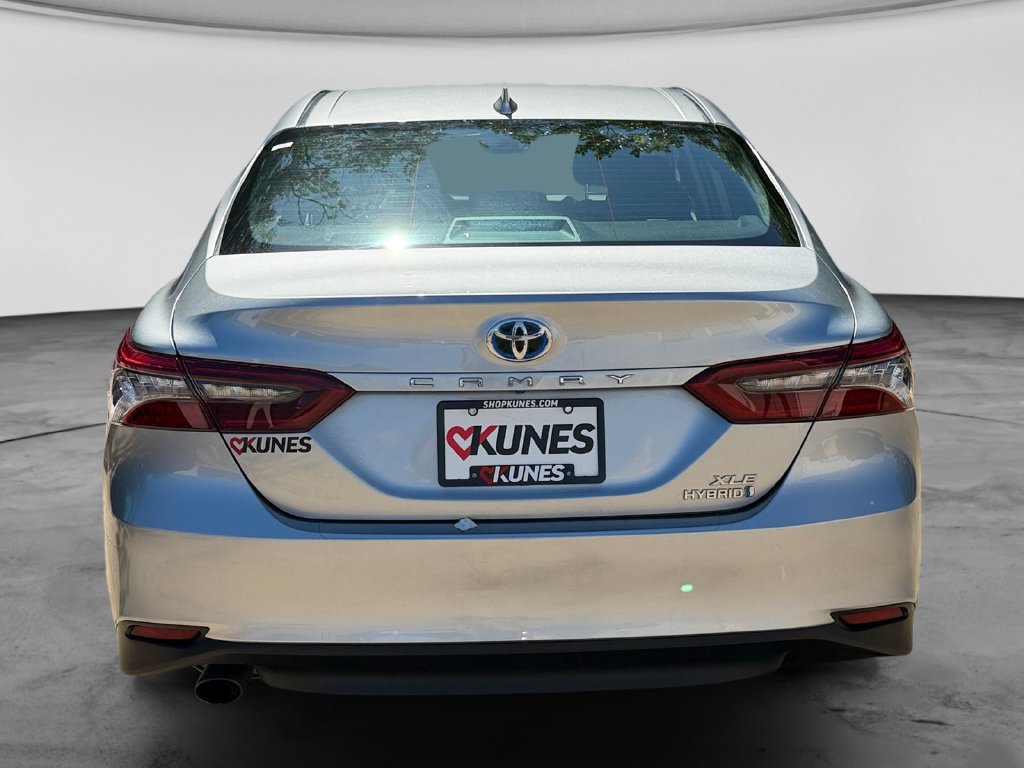 Used 2023 Toyota Camry XLE w/ Cold Weather Package FWD image 9