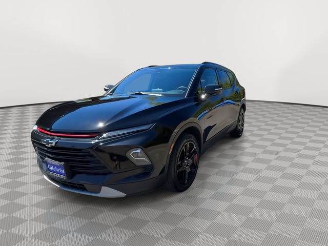 Used 2023 Chevrolet Blazer LT AWD/4WD image 3