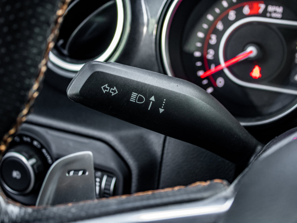 Used 2021 Jeep Wrangler Unlimited Rubicon w/ Dual Top Group image 30