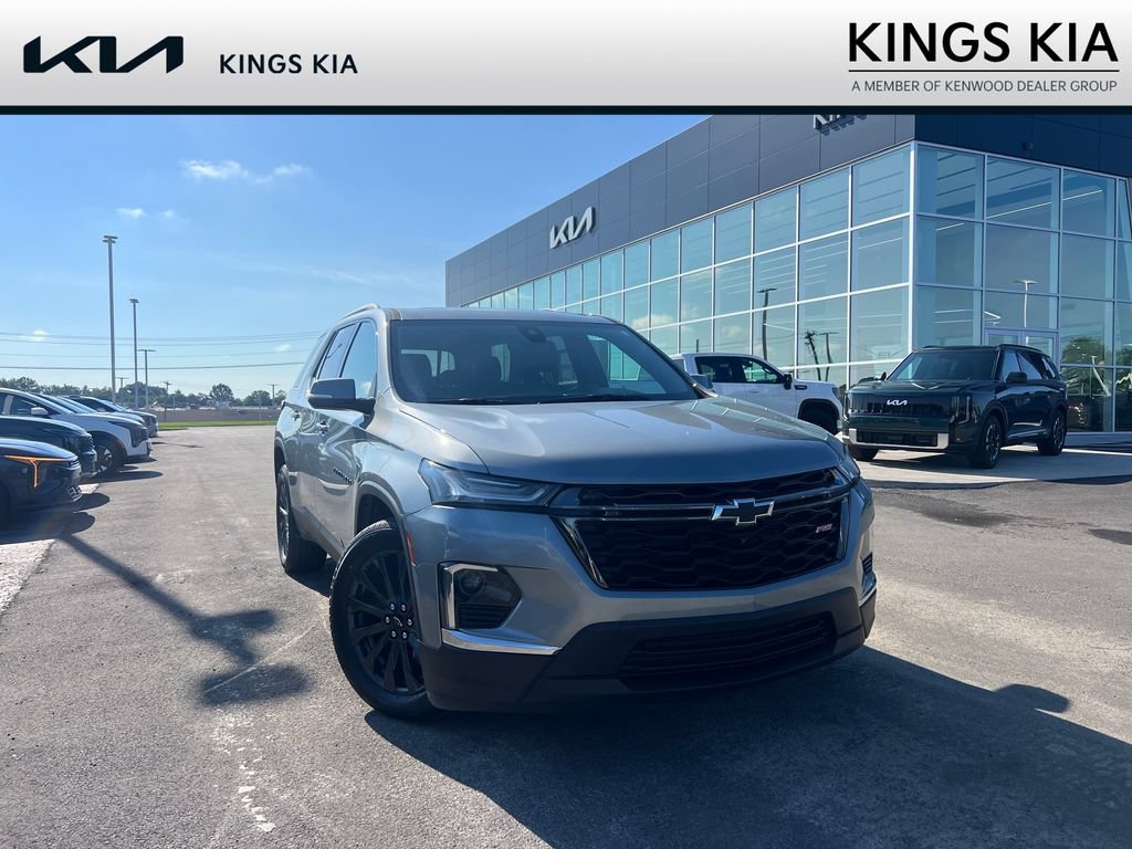 Used 2023 Chevrolet Traverse RS w/ LPO, Floor Liner Package