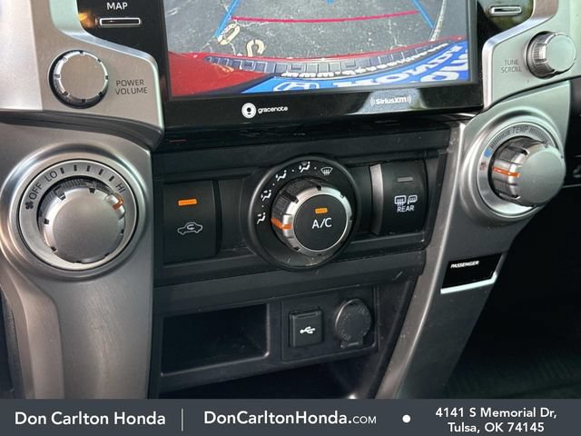 Used 2022 Toyota 4Runner TRD Sport AWD/4WD image 18