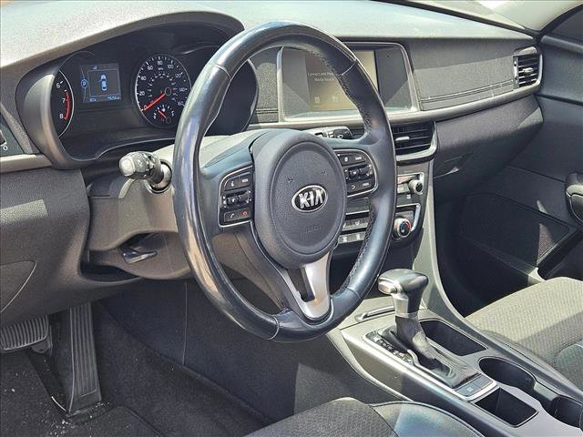 Used 2018 Kia Optima S w/ 18" Alloy Wheels Package FWD image 6