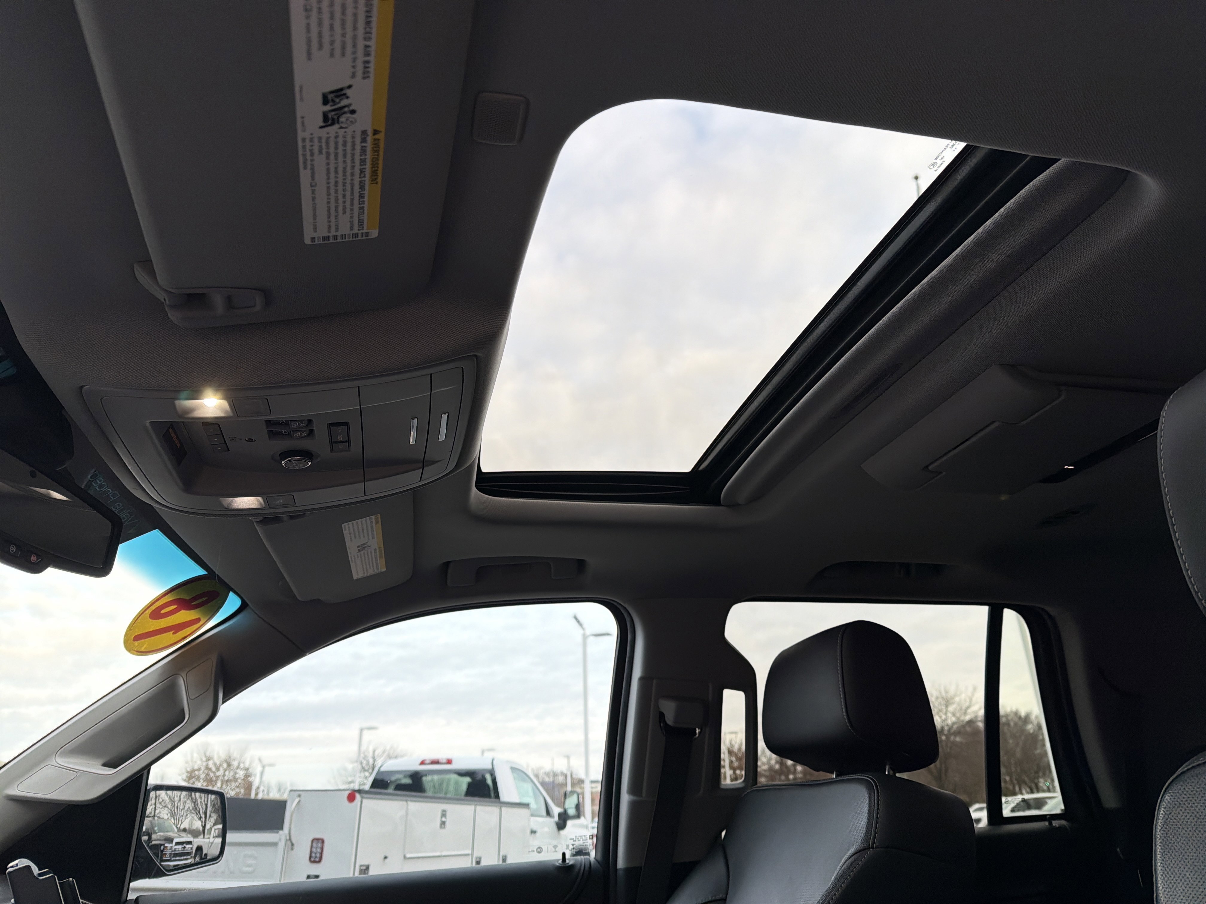 Used 2018 Chevrolet Tahoe Premier image 28