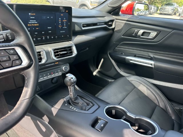 Certified 2026 Ford Mustang Coupe RWD image 14