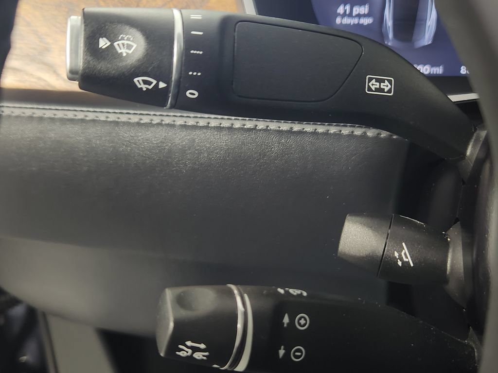 Used 2019 Tesla Model S Long Range AWD/4WD image 31