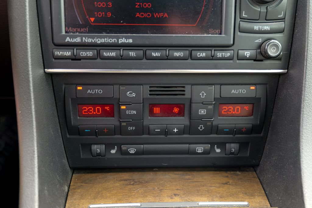 Used 2005 Audi S4 Cabriolet AWD/4WD image 43