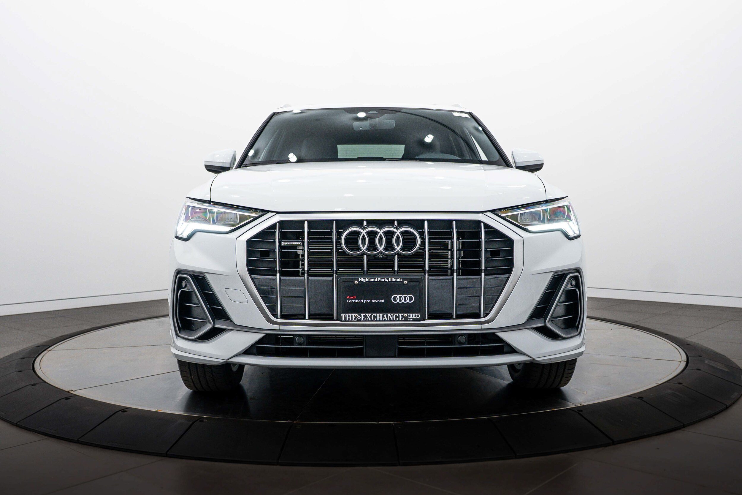 Certified 2024 Audi Q3 2.0T Premium Plus w/ Premium Plus Package AWD/4WD image 22