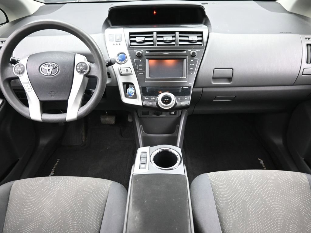 Used 2014 Toyota Prius V Two image 12