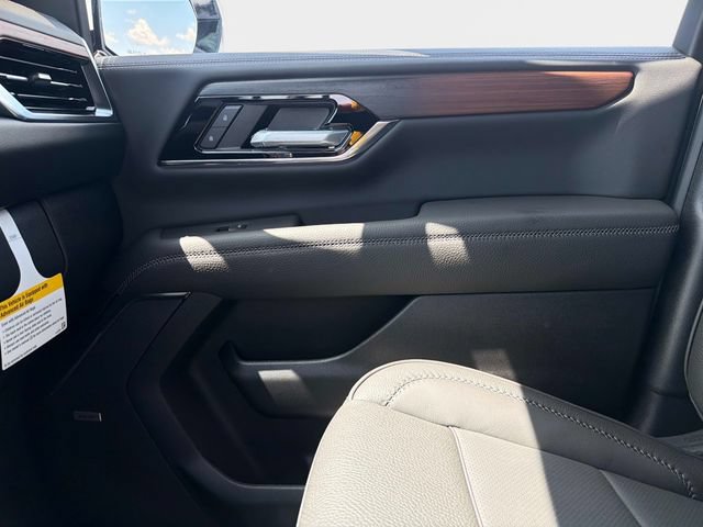 New 2026 GMC Yukon XL Denali w/ Denali Reserve Package AWD/4WD image 22