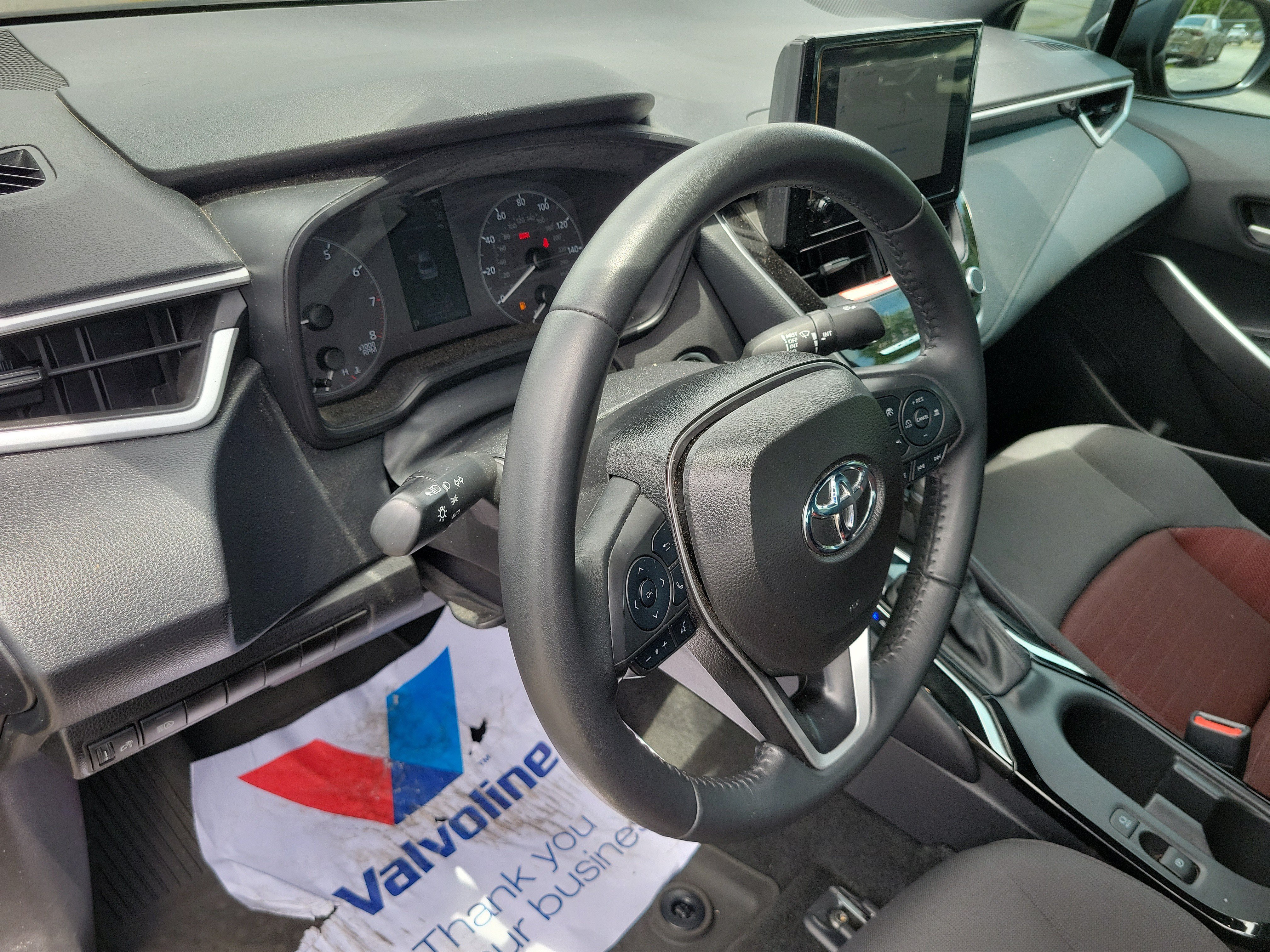 Used 2025 Toyota Corolla SE FWD image 18