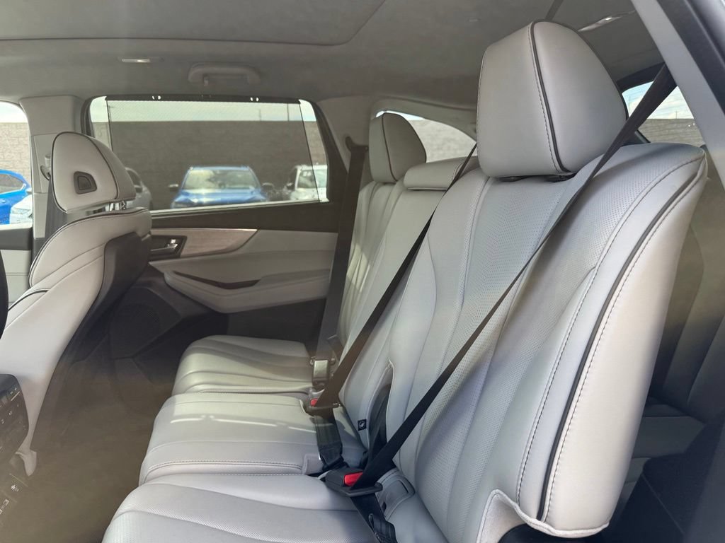 Used 2023 Acura MDX w/ Advance Package AWD/4WD image 14