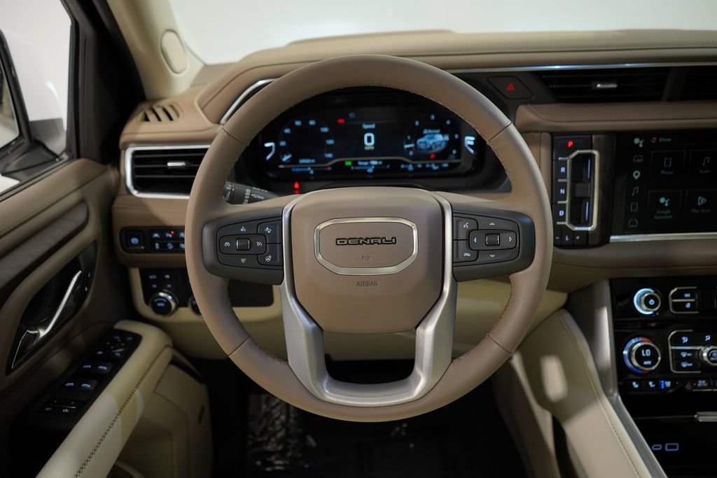 Used 2024 GMC Yukon Denali AWD/4WD image 13