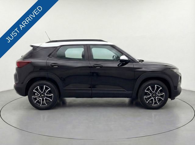 Used 2023 Chevrolet TrailBlazer ACTIV w/ Convenience Package image 2