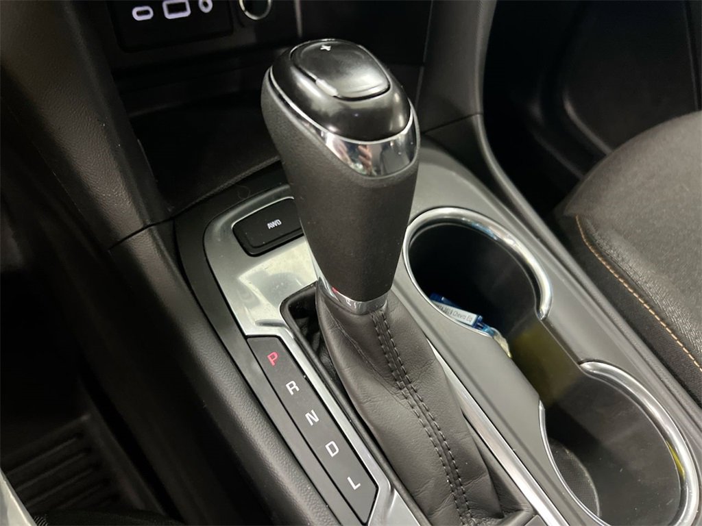 Used 2019 Chevrolet Equinox LT image 16