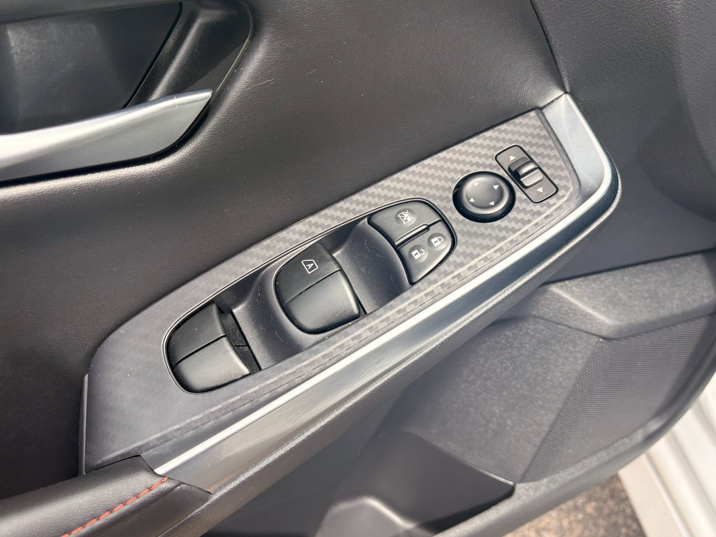 Certified 2024 Nissan Sentra SR FWD image 13