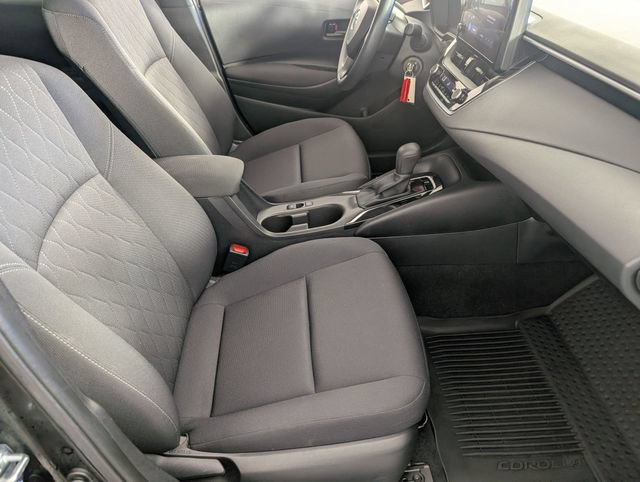 Used 2023 Toyota Corolla LE FWD image 28