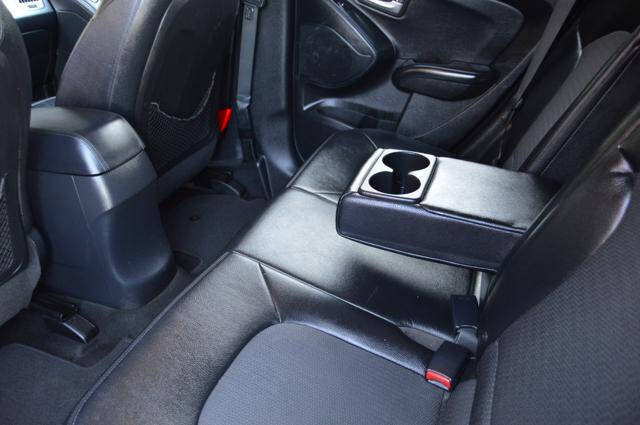 Used 2012 Hyundai Tucson GLS AWD/4WD image 26