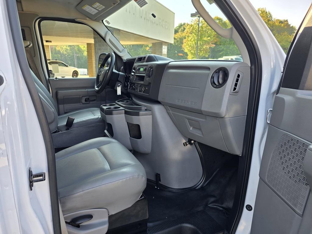 Used 2021 Ford E-450 and Econoline 450 Super Duty w/ Power Windows & Locks Group image 36