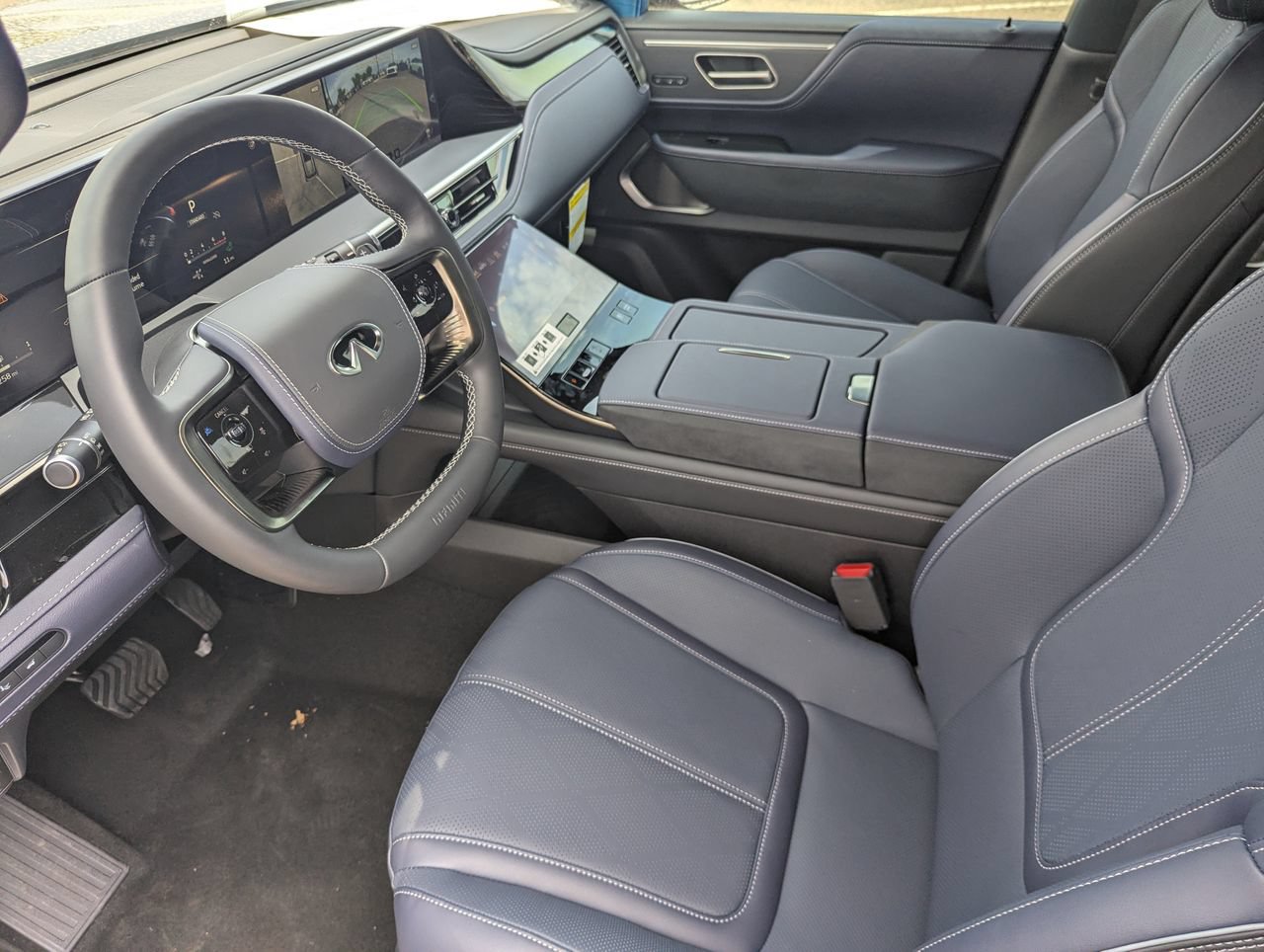 New 2027 INFINITI QX80 Sensory AWD/4WD image 11