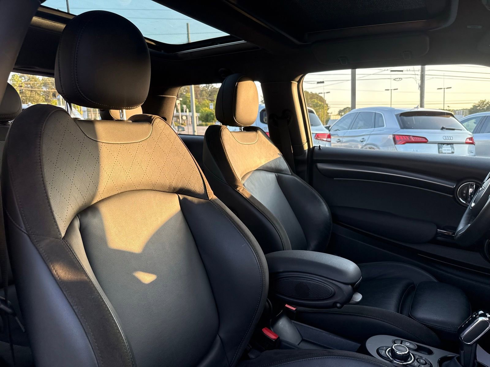 Used 2023 MINI Cooper SE FWD image 27
