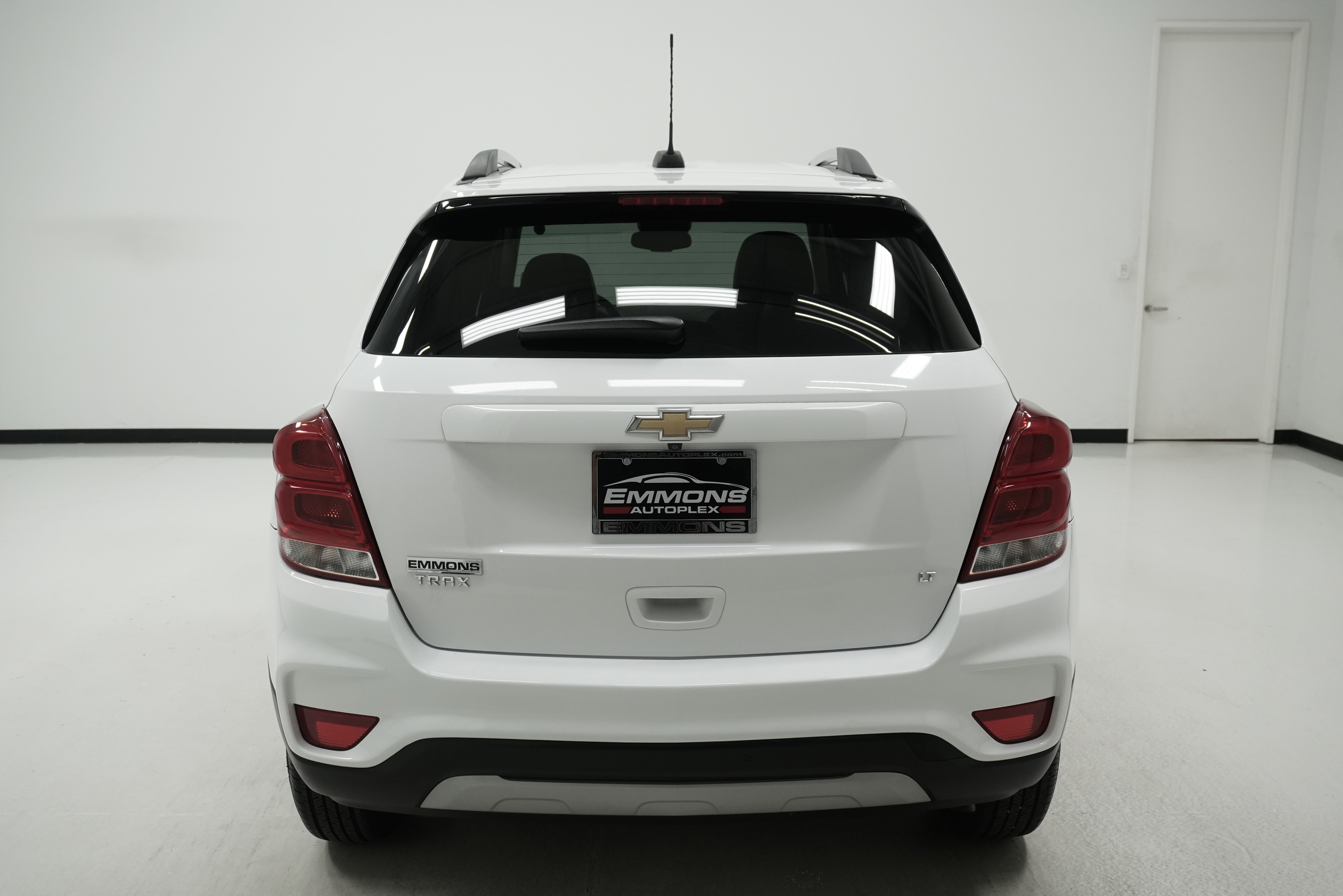 Used 2020 Chevrolet Trax LT w/ LT Convenience Package image 5
