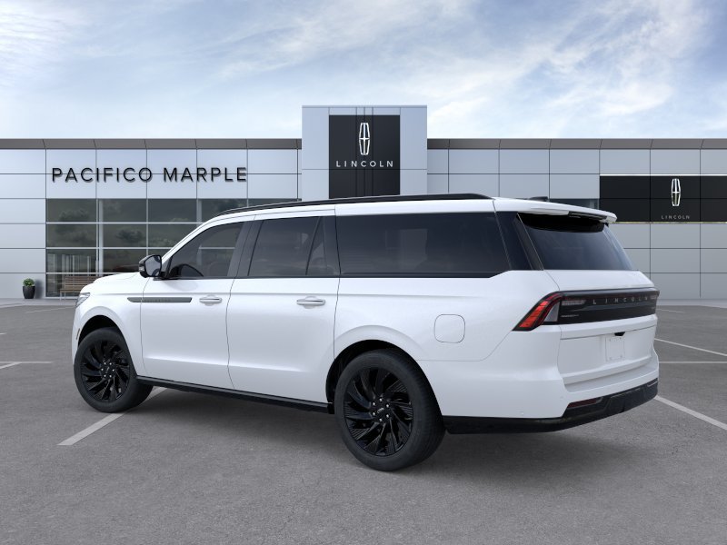 New 2026 Lincoln Navigator L Reserve w/ Jet Appearance Package AWD/4WD image 4