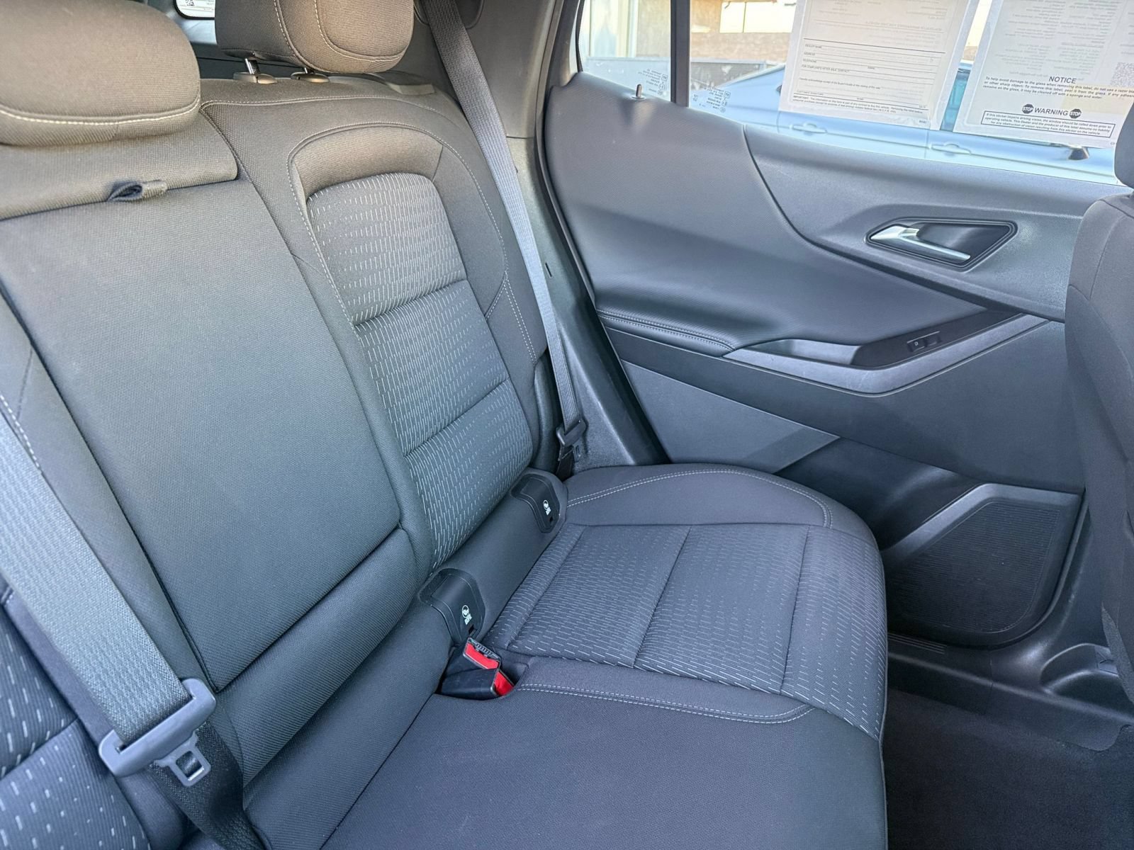 Used 2025 Chevrolet Equinox LT AWD/4WD image 35