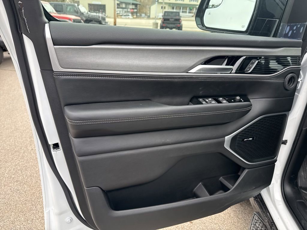 New 2026 Jeep Grand Wagoneer Upland image 21