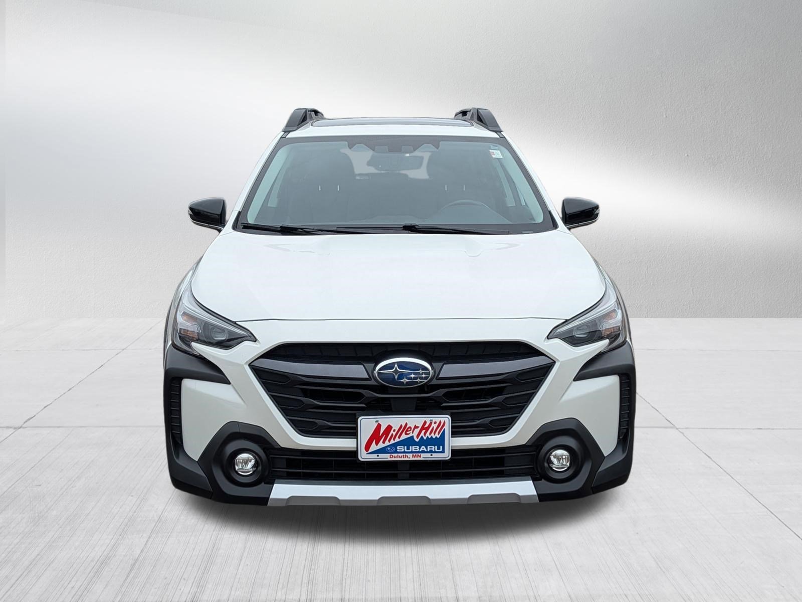 Used 2023 Subaru Outback Limited image 2