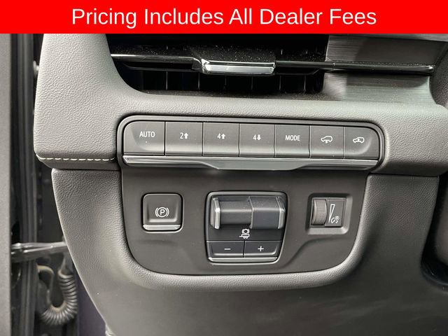 Used 2022 Cadillac Escalade Premium Luxury w/ Performance Package AWD/4WD image 27