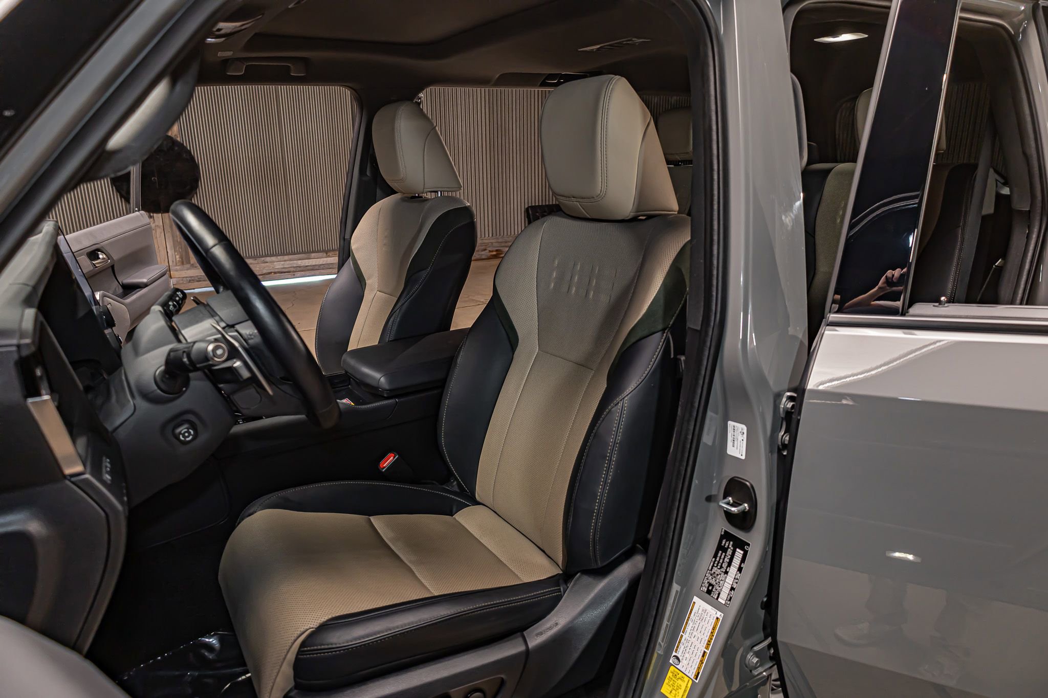 Used 2024 Lexus GX 550 AWD/4WD image 20