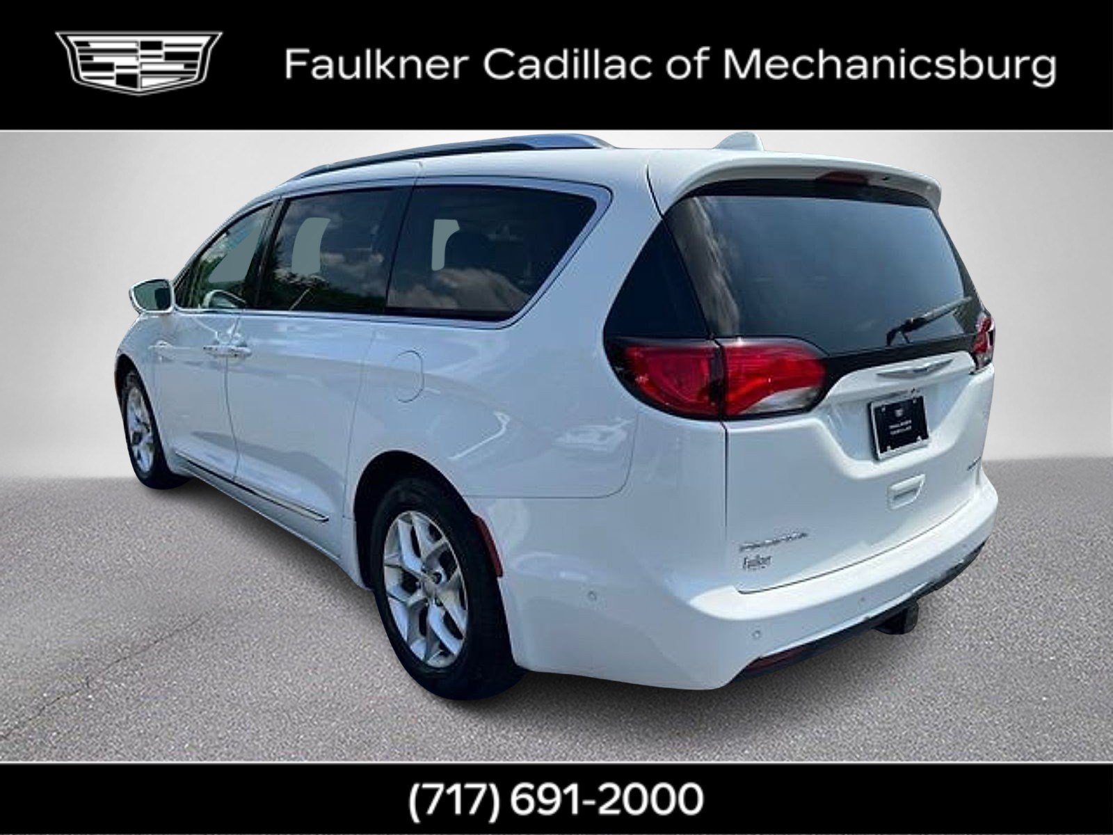 Used 2020 Chrysler Pacifica Limited w/ Advanced Safetytec Group FWD image 9