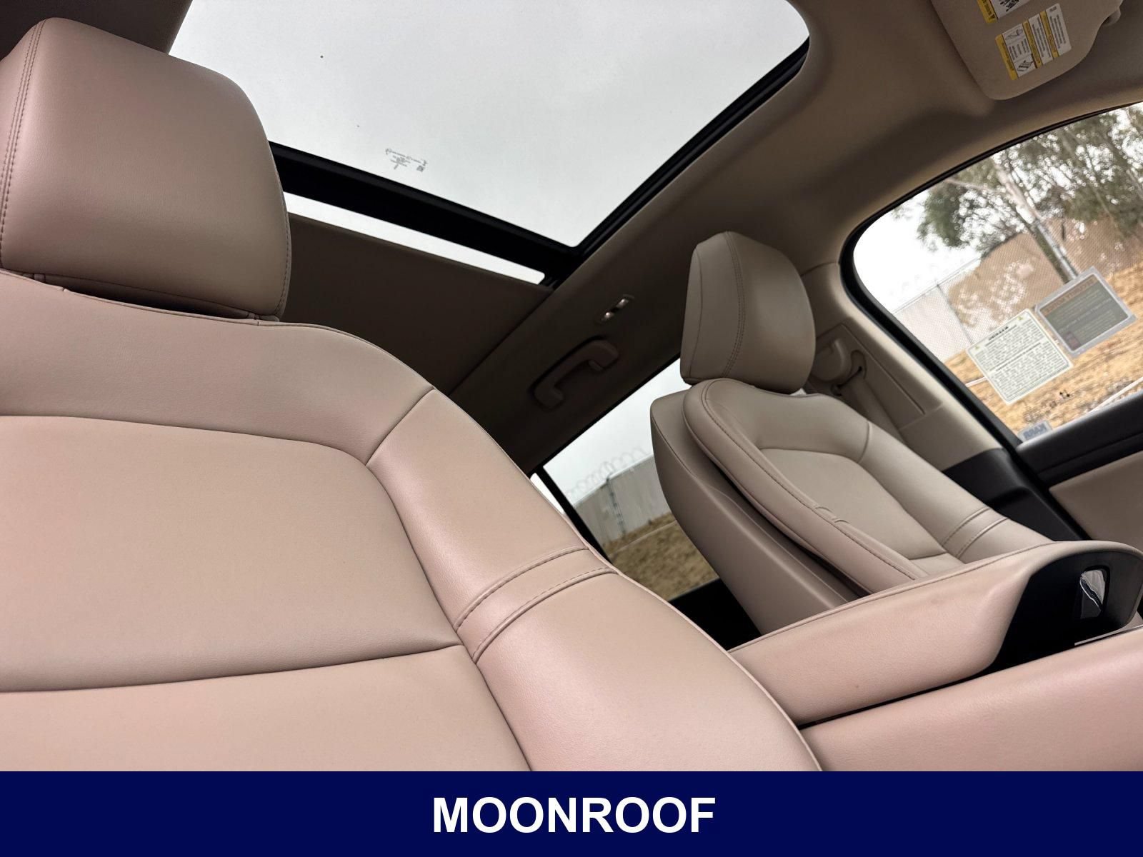 Used 2023 Lincoln Aviator 2WD w/ Premium Package image 21