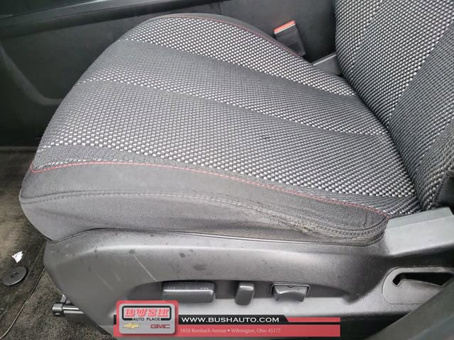 Used 2017 GMC Terrain SLE w/ Nightfall Package image 18