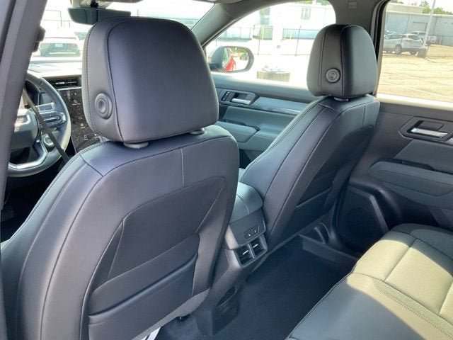 New 2026 GMC Terrain AT4 w/ Convenience Package III AWD/4WD image 16