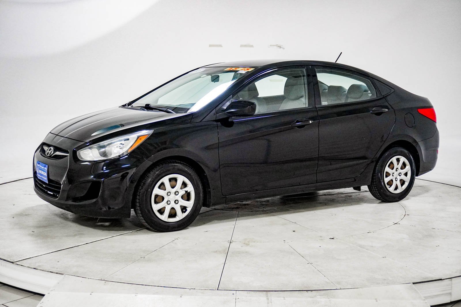 Used 2013 Hyundai Accent GLS image 4