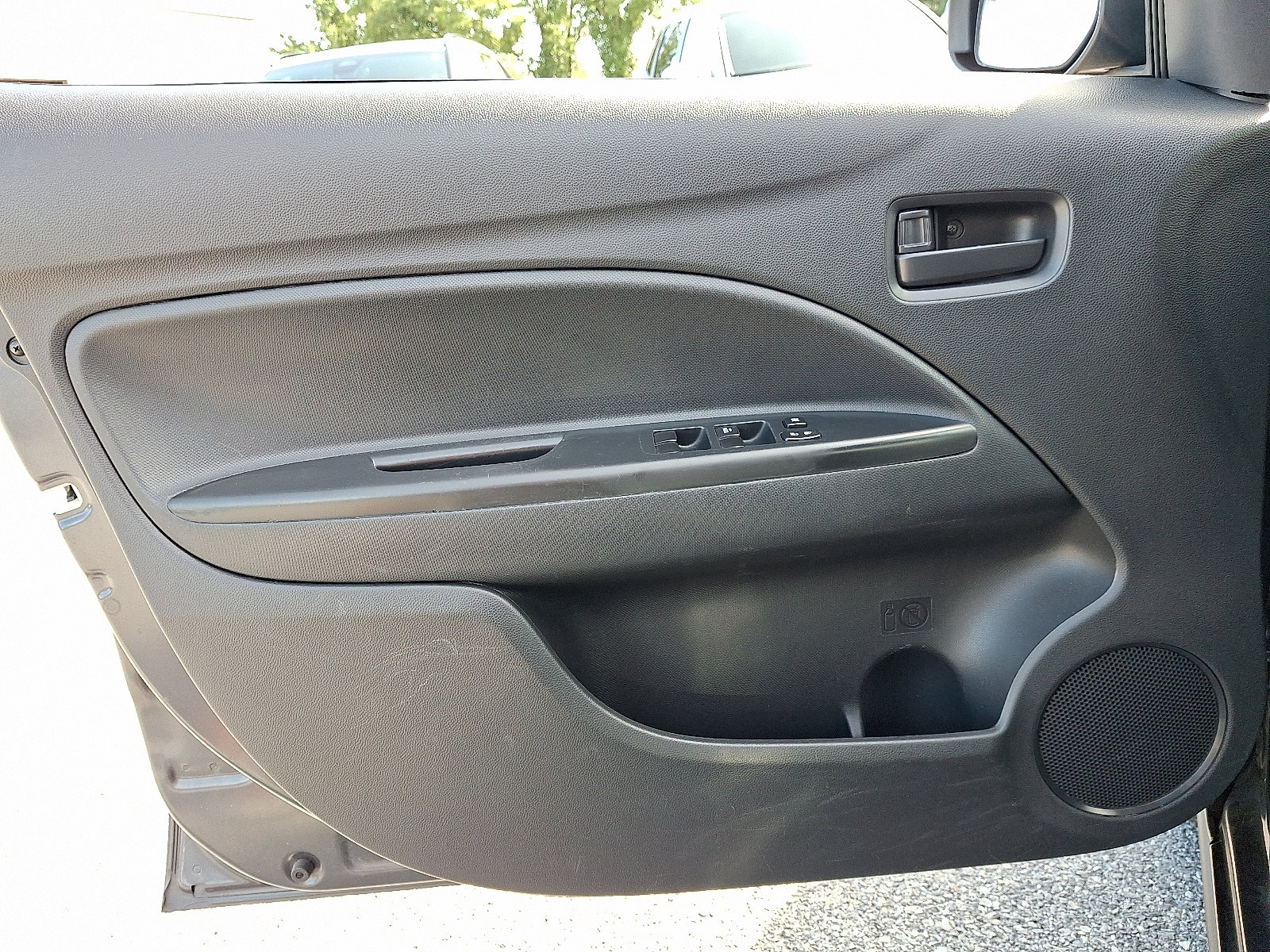 Used 2024 Mitsubishi Mirage ES FWD image 12