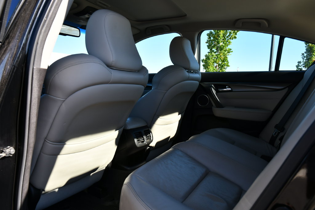 Used 2012 Acura TL w/ Technology Package AWD/4WD image 23