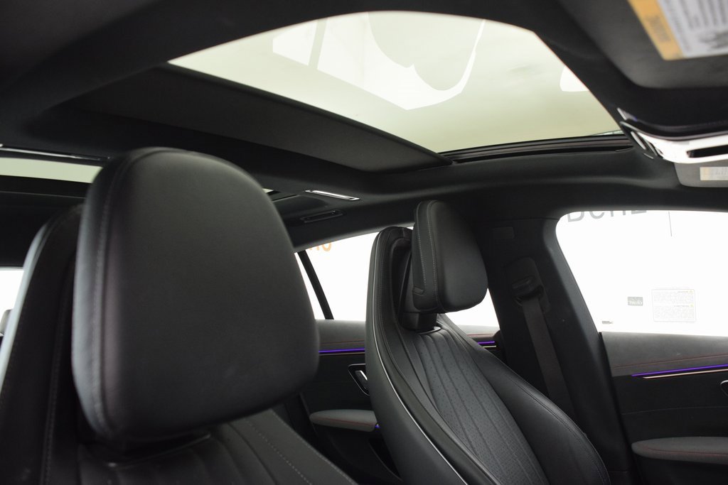 Used 2022 Mercedes-Benz EQS 580 EQS 580 image 17