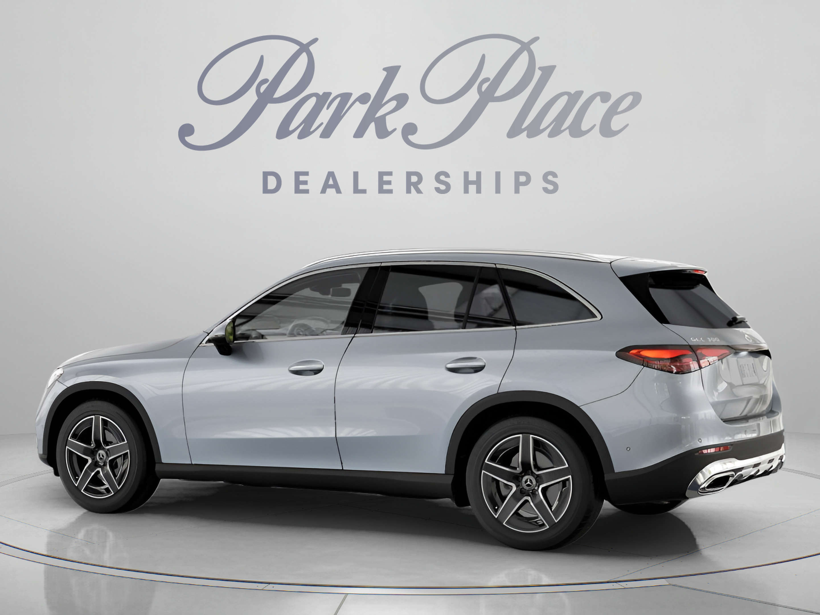 Used 2026 Mercedes-Benz GLC 300 image 11