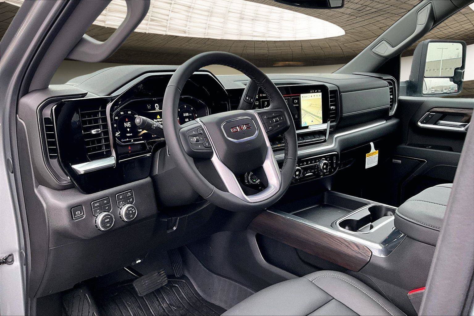 New 2026 GMC Sierra 2500 SLT w/ SLT Premium Package AWD/4WD image 8