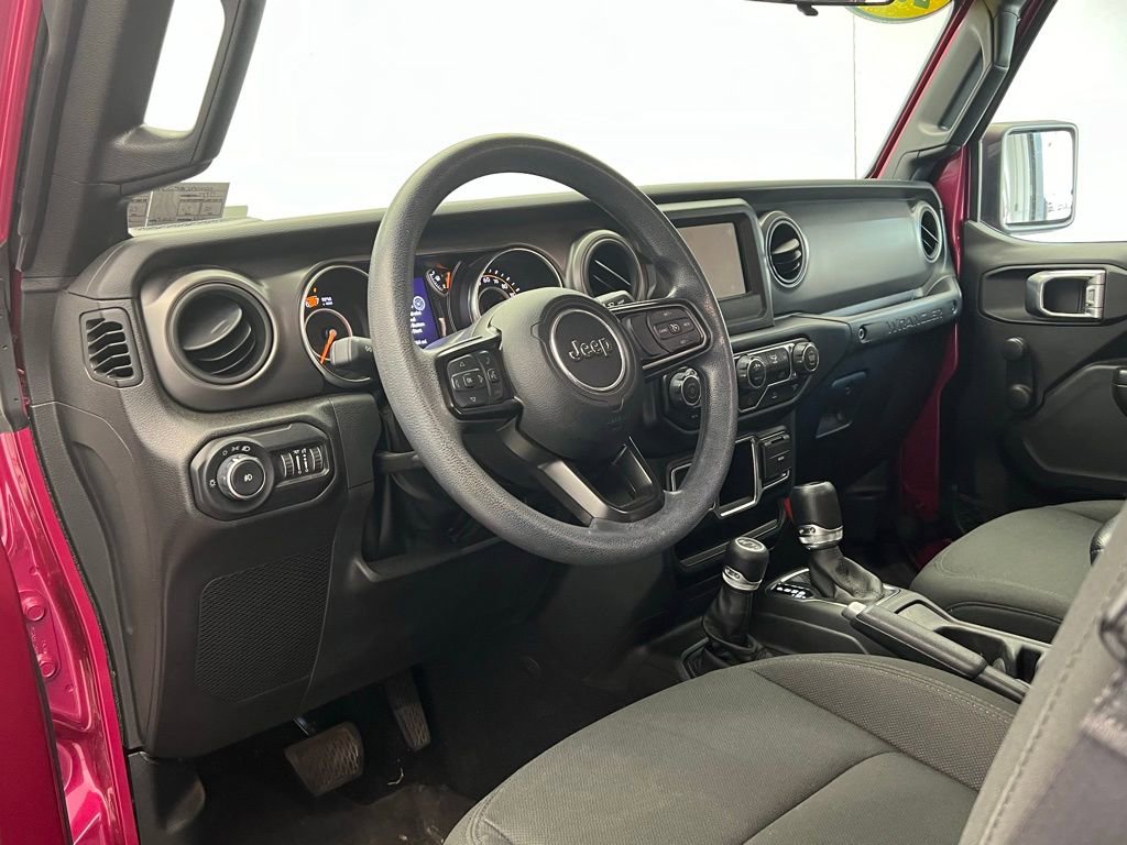 Used 2022 Jeep Wrangler Sport AWD/4WD image 22
