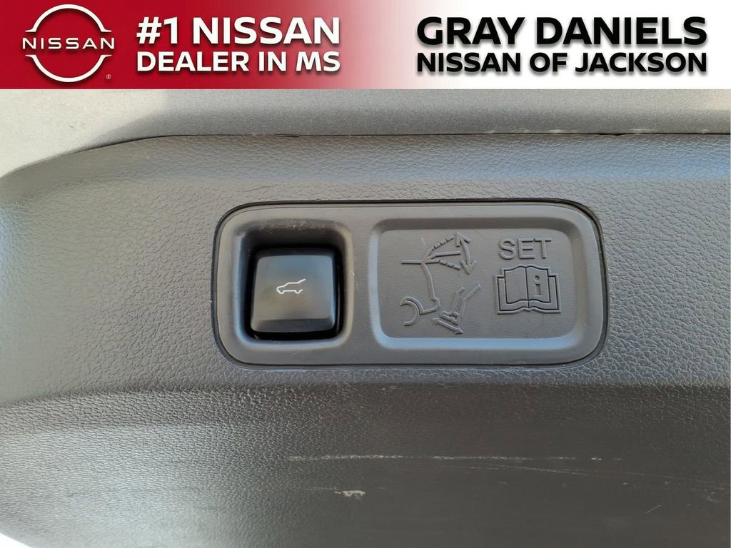 Used 2021 Ford Expedition XLT image 10