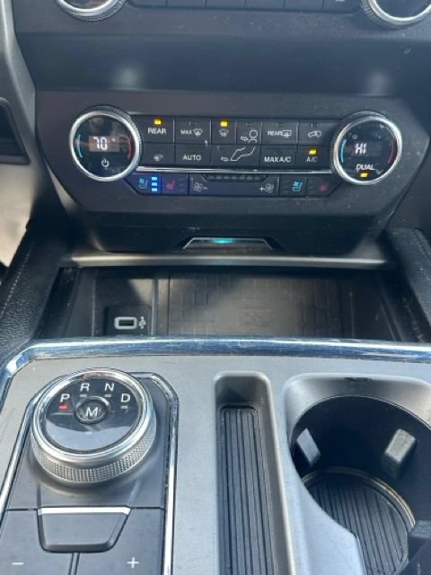Used 2019 Ford Expedition Max XLT w/ Equipment Group 202A AWD/4WD image 14